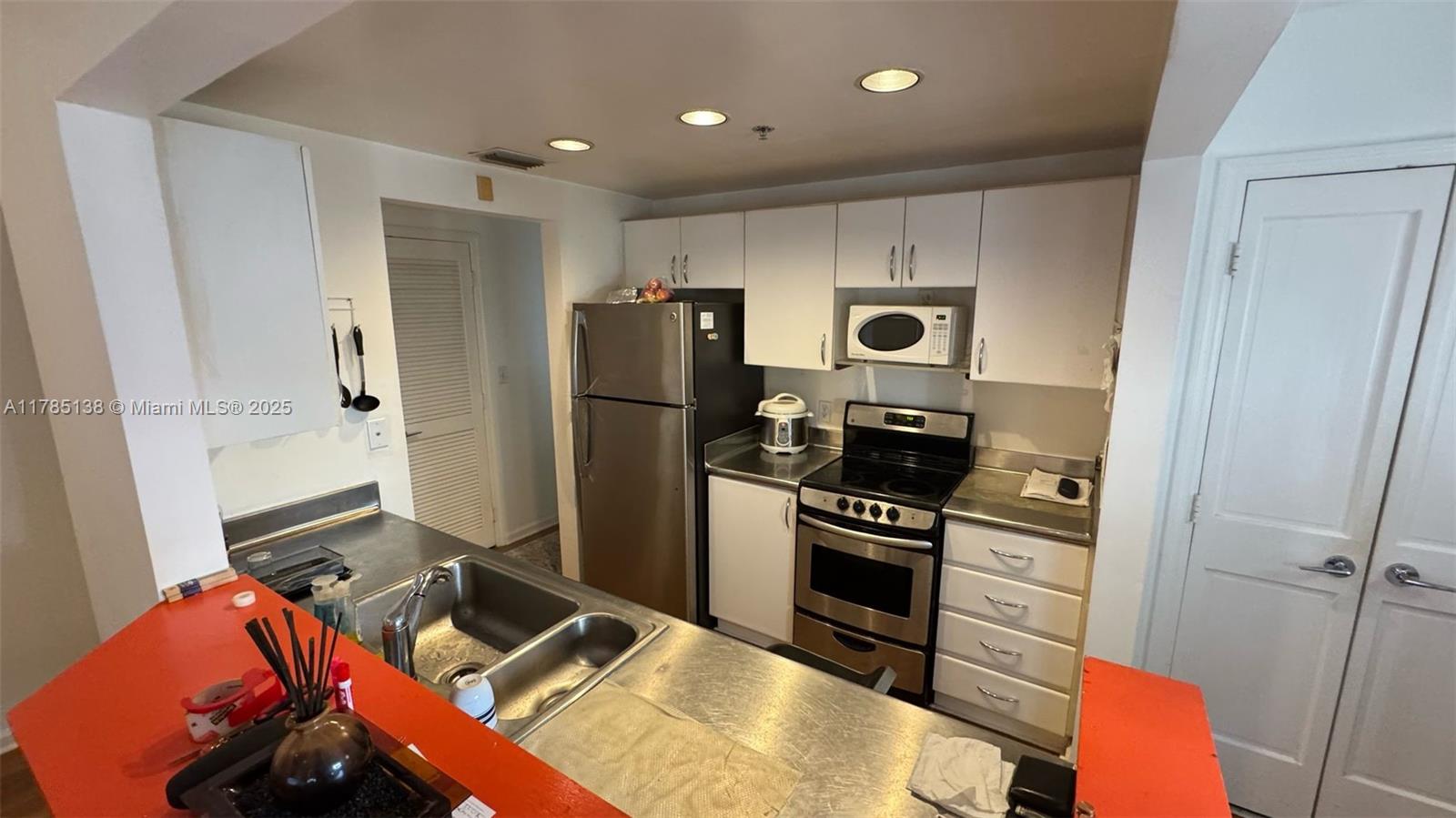 1614 Pennsylvania Ave # 1E