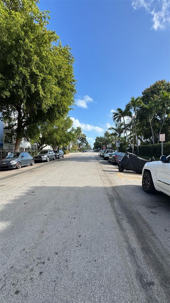 1614 Pennsylvania Ave # 1E