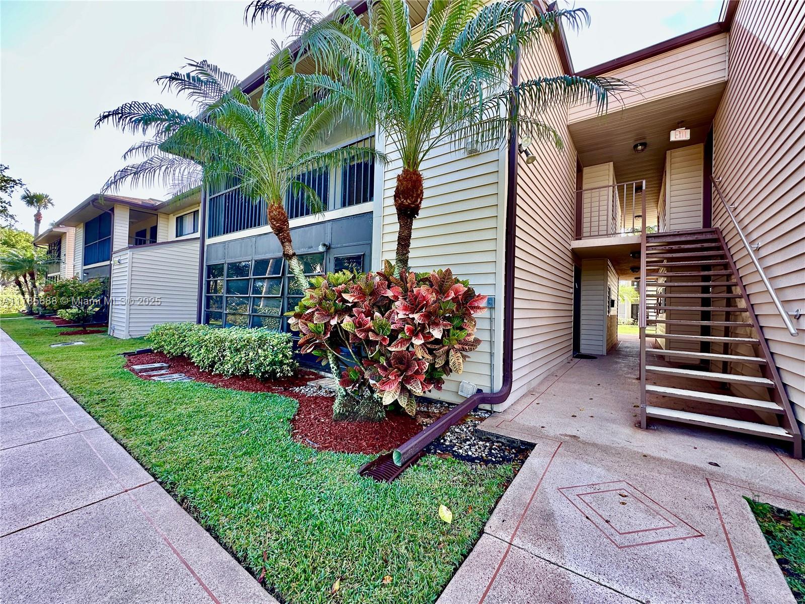 15492 Lakes Of Delray Blvd # 205