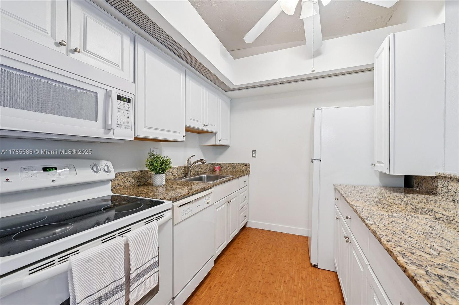 15492 Lakes Of Delray Blvd # 205