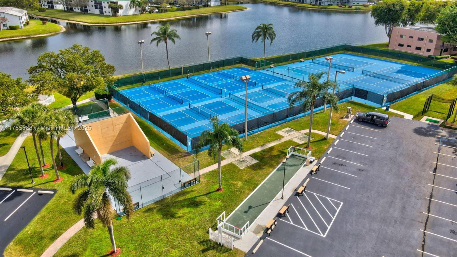 15492 Lakes Of Delray Blvd # 205