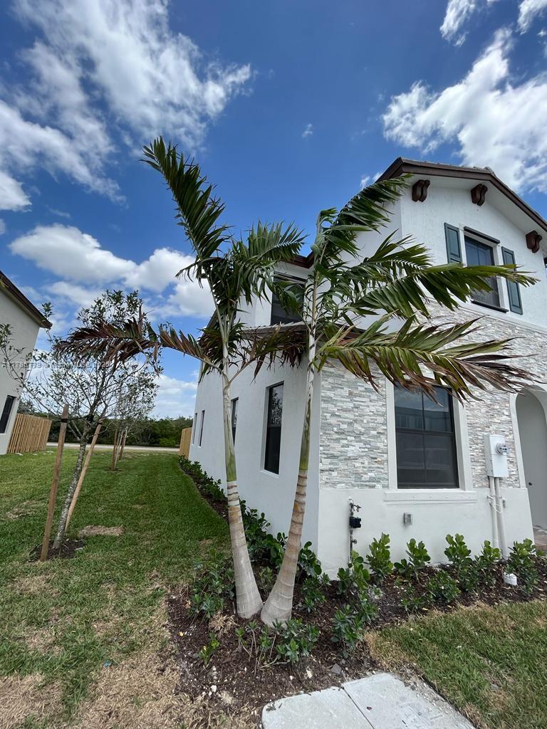 10025 SW 228th Ter # 10025