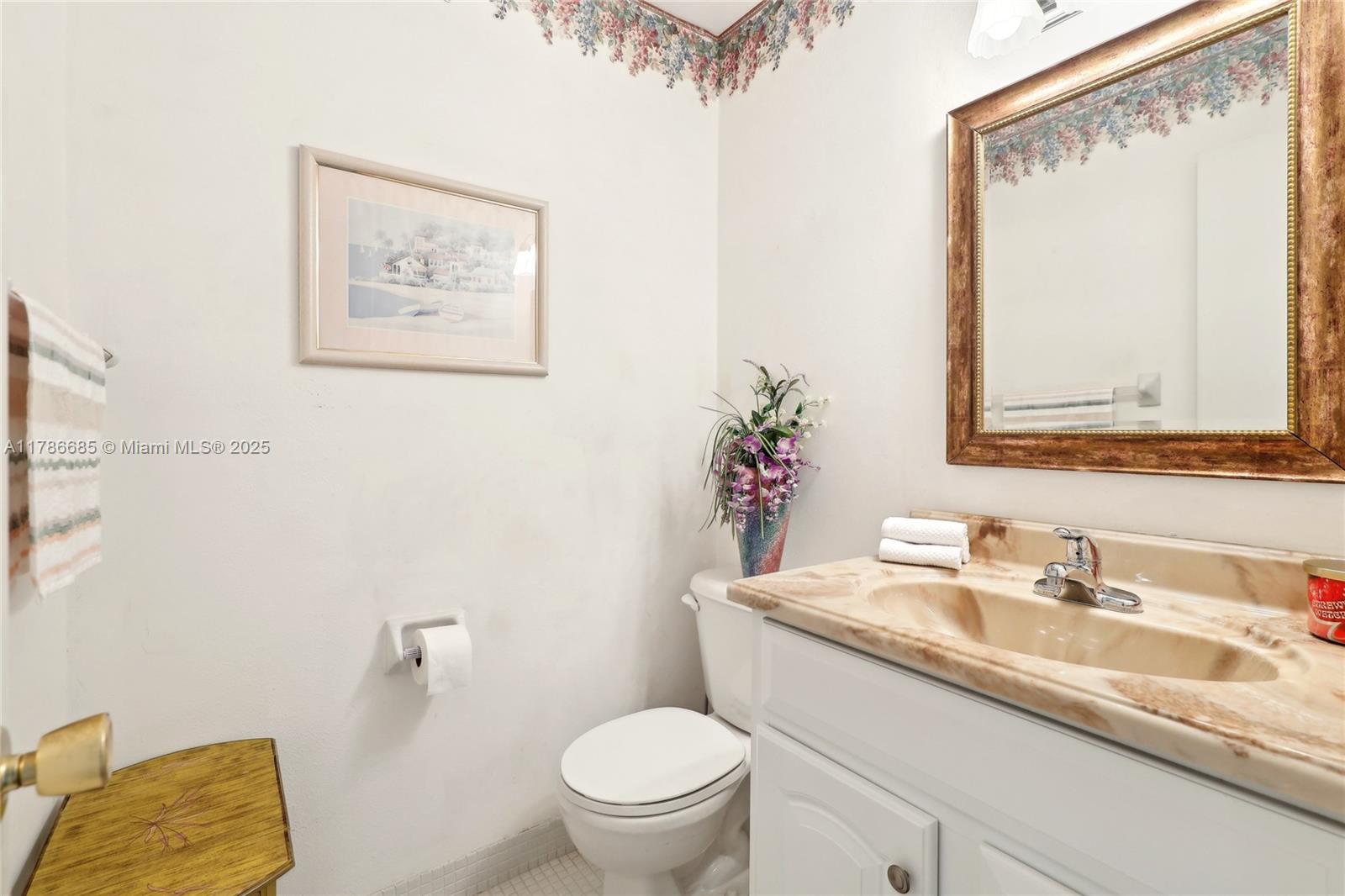 417 High Point Blvd # B
