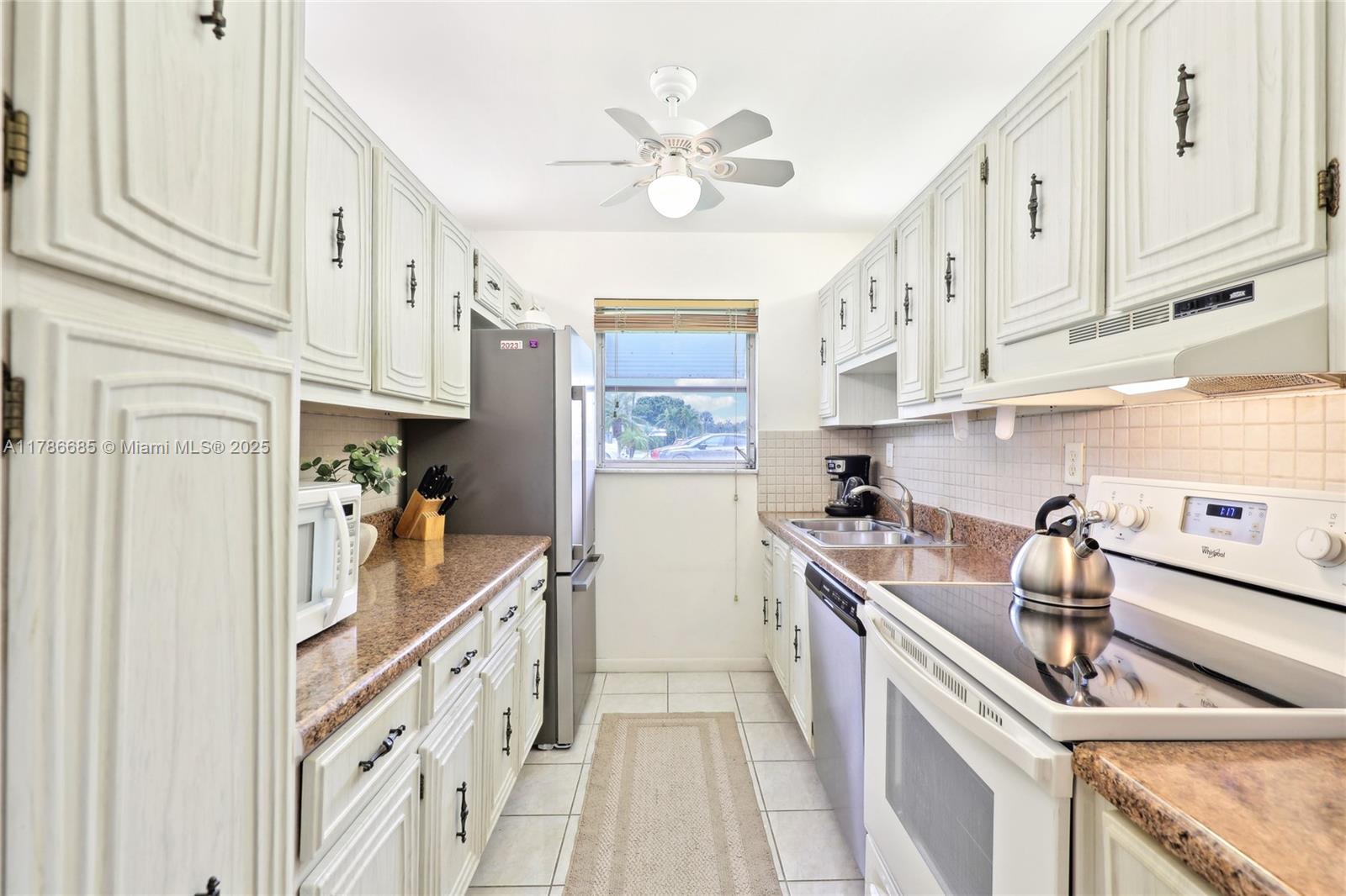417 High Point Blvd # B