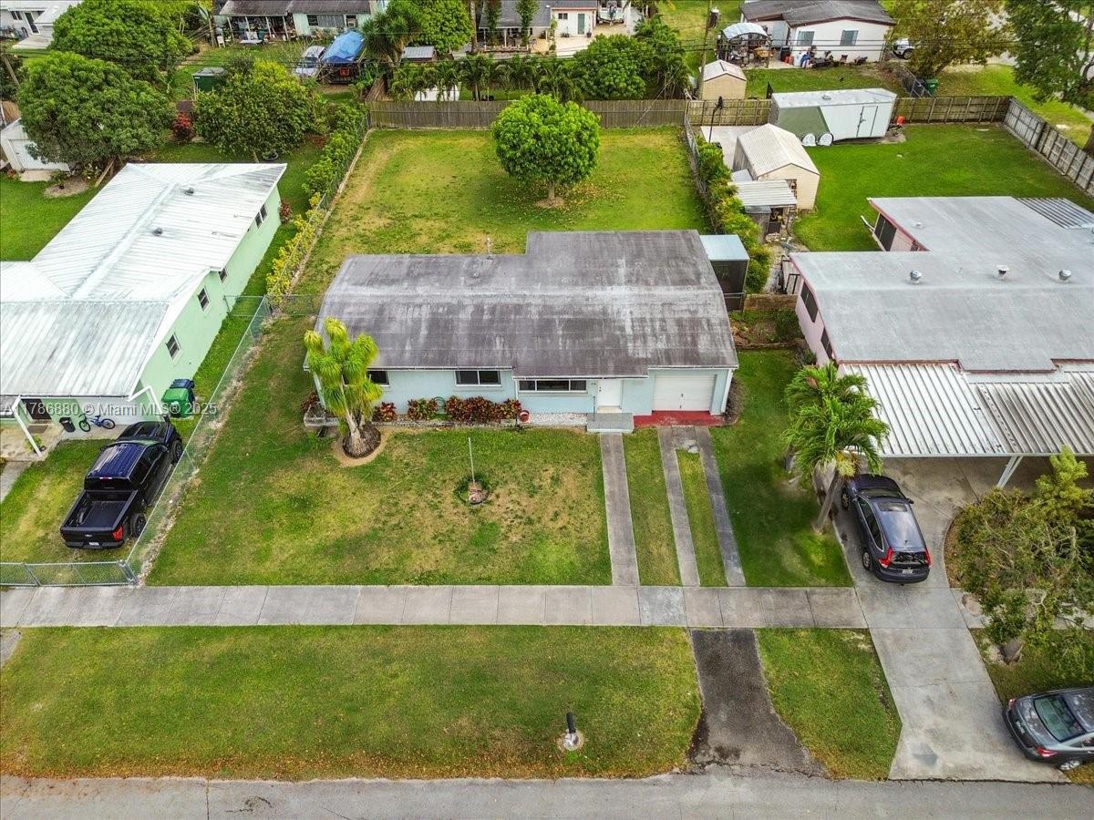 1770 NW 9th St