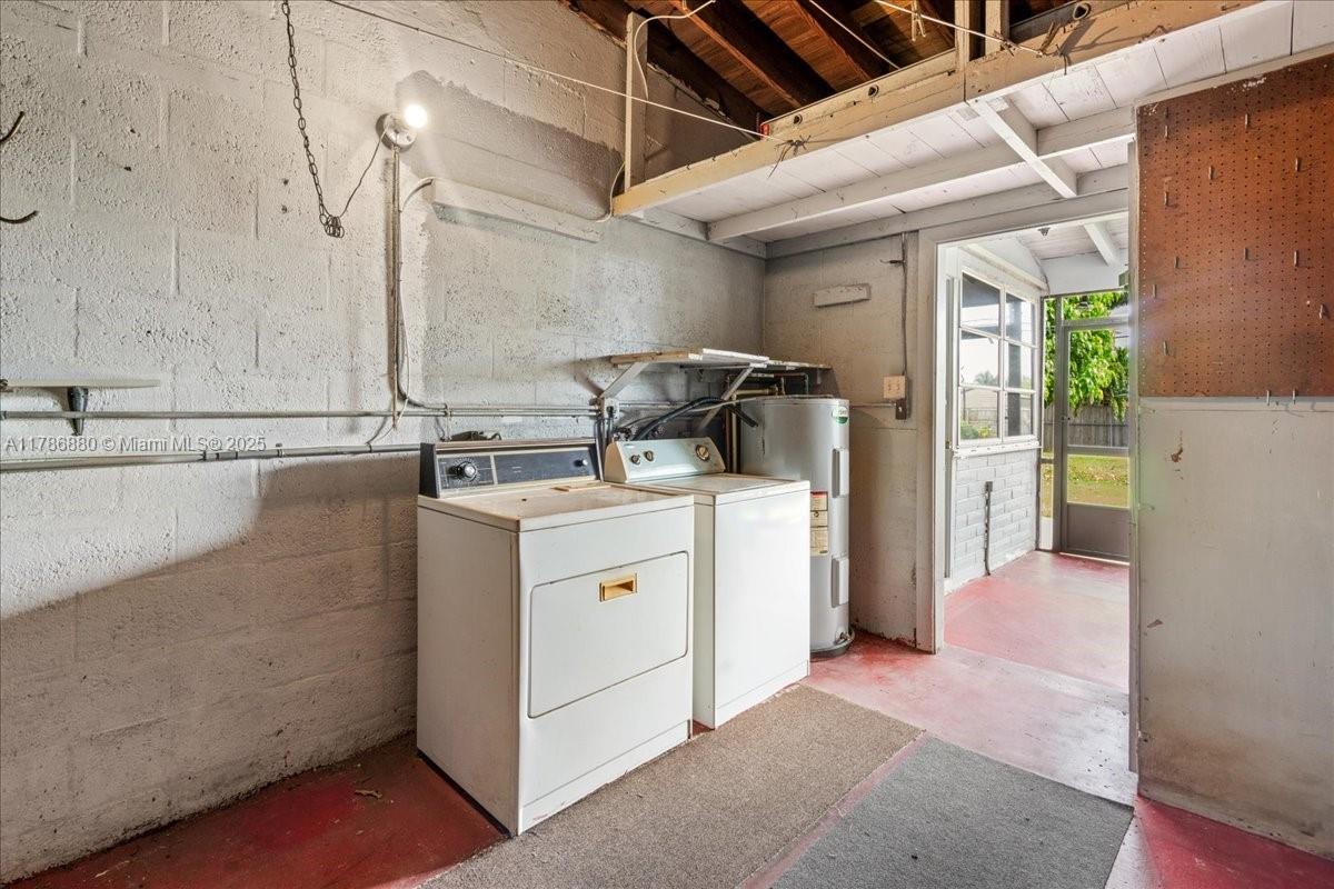1770 NW 9th St