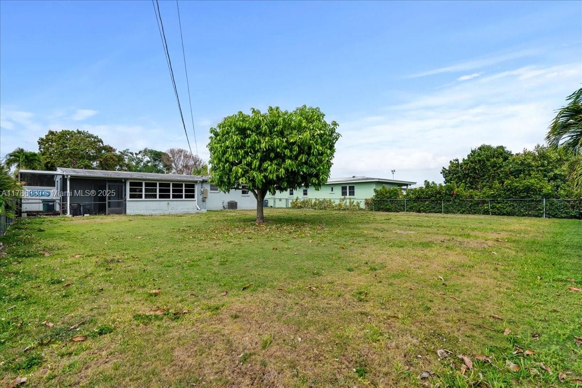 1770 NW 9th St
