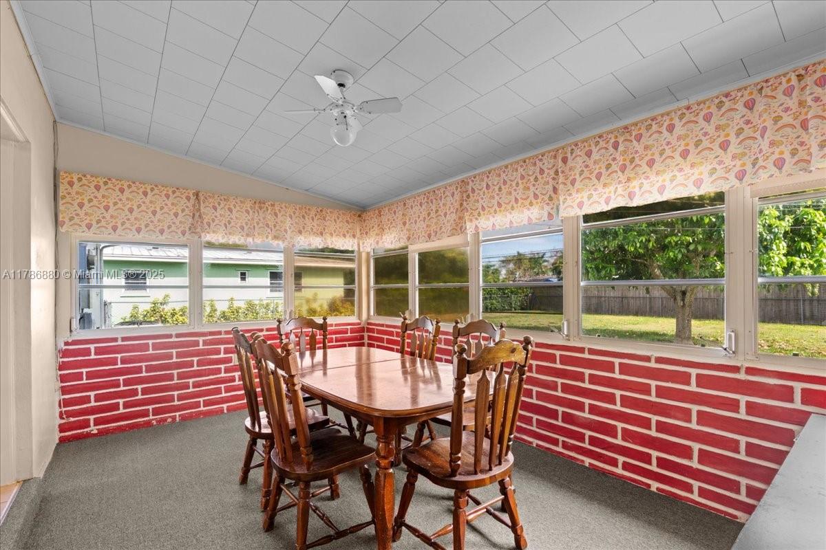 1770 NW 9th St