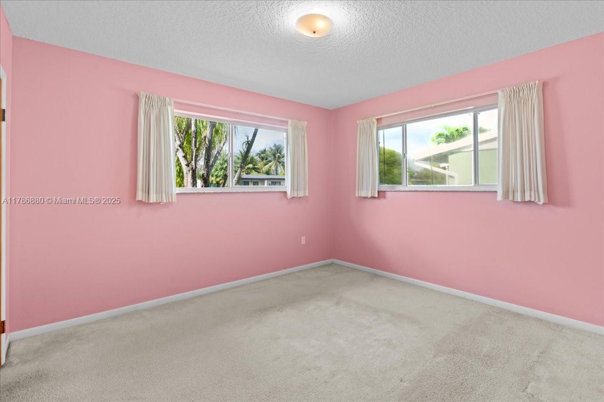 1770 NW 9th St