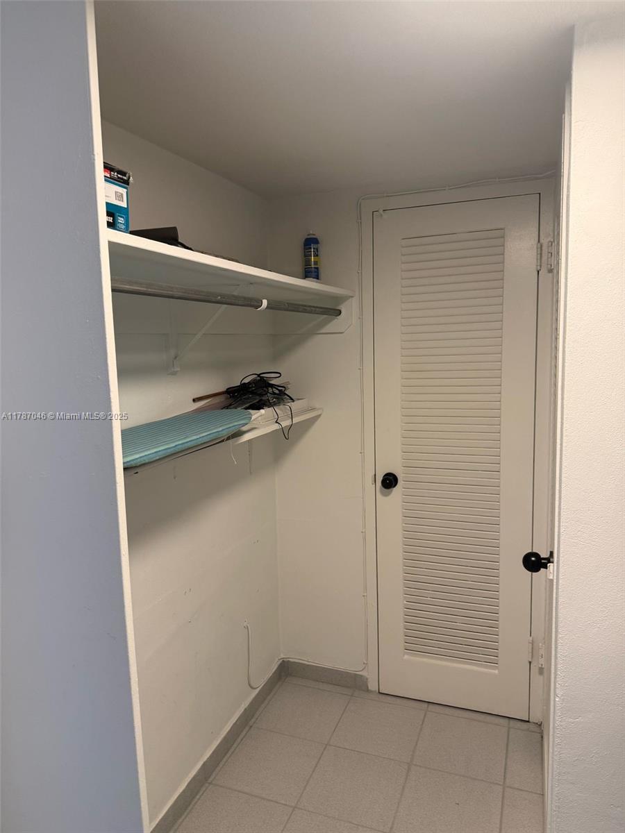 9225 Collins Ave # 812