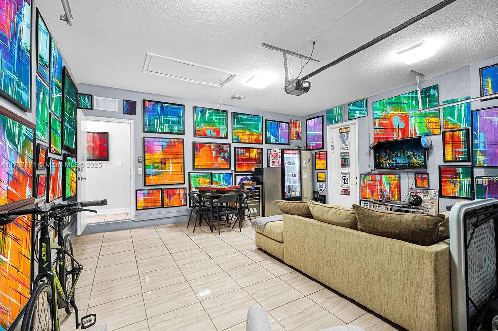 9980 NW 26th St