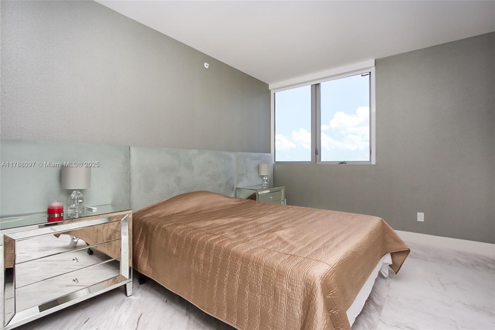 1300 Brickell Bay Dr # 3102