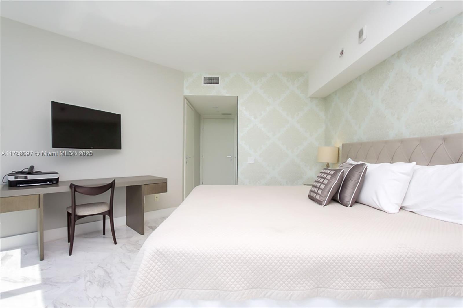 1300 Brickell Bay Dr # 3102