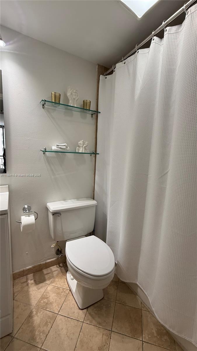 540 Brickell Key Dr # 1124