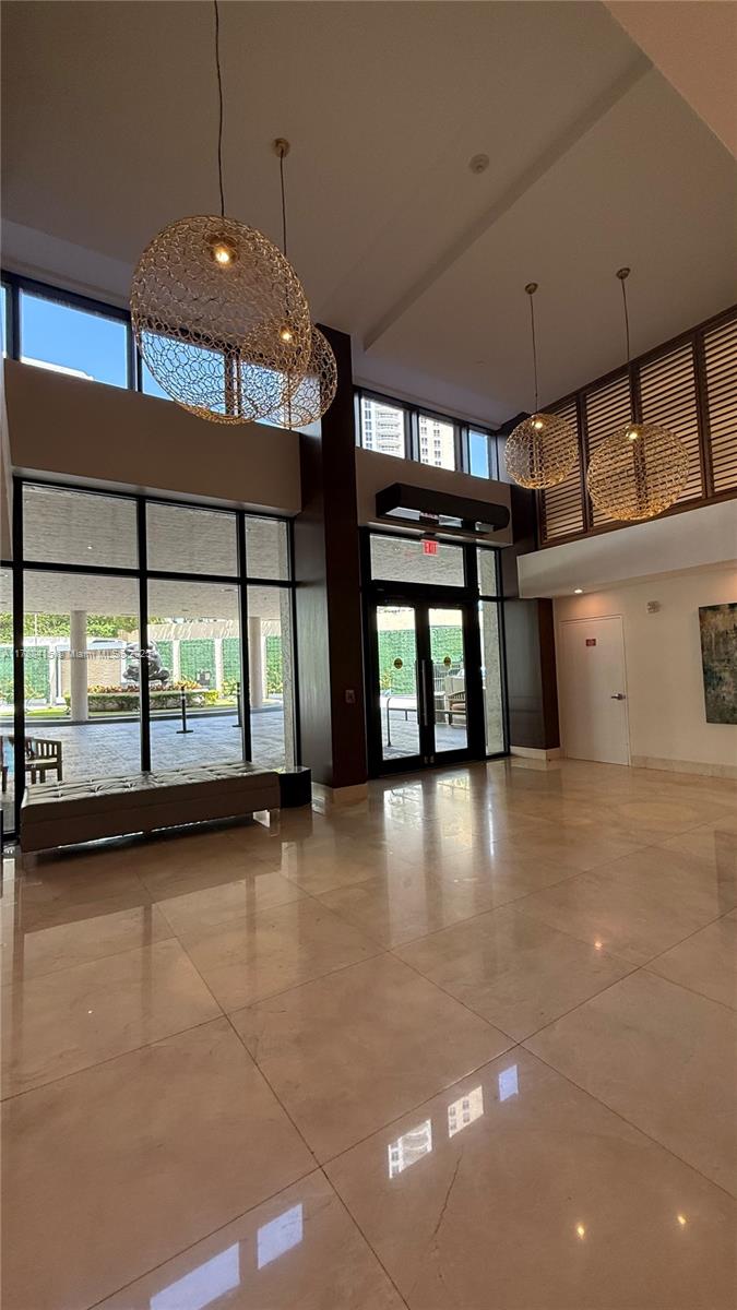 540 Brickell Key Dr # 1124