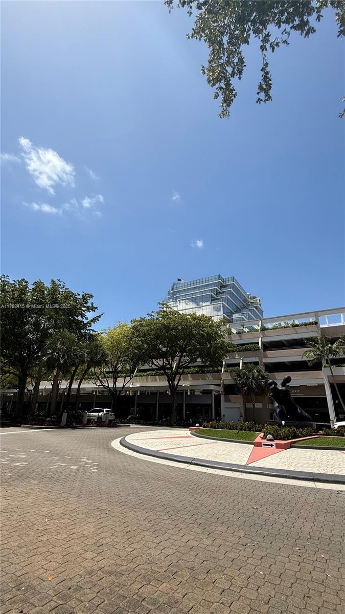 540 Brickell Key Dr # 1124