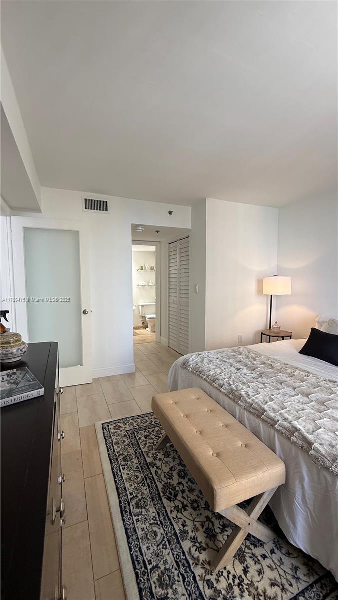 540 Brickell Key Dr # 1124