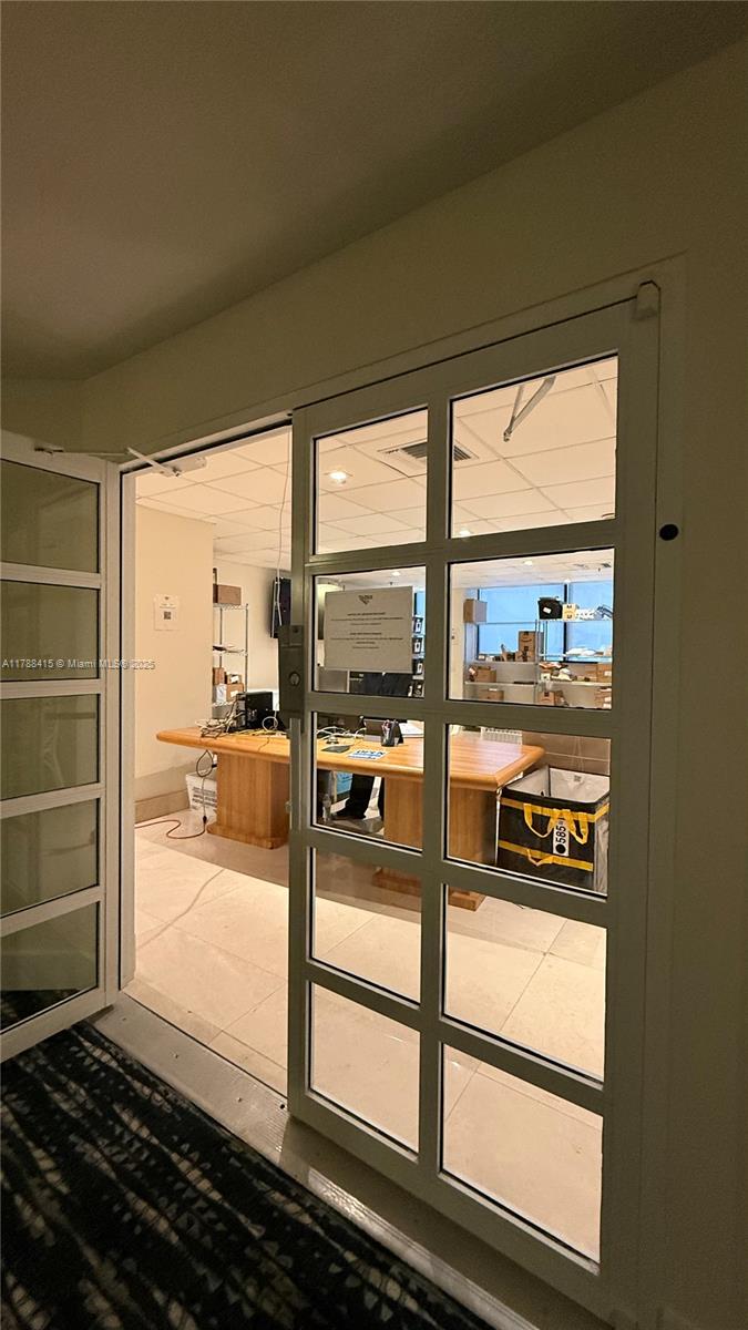 540 Brickell Key Dr # 1124