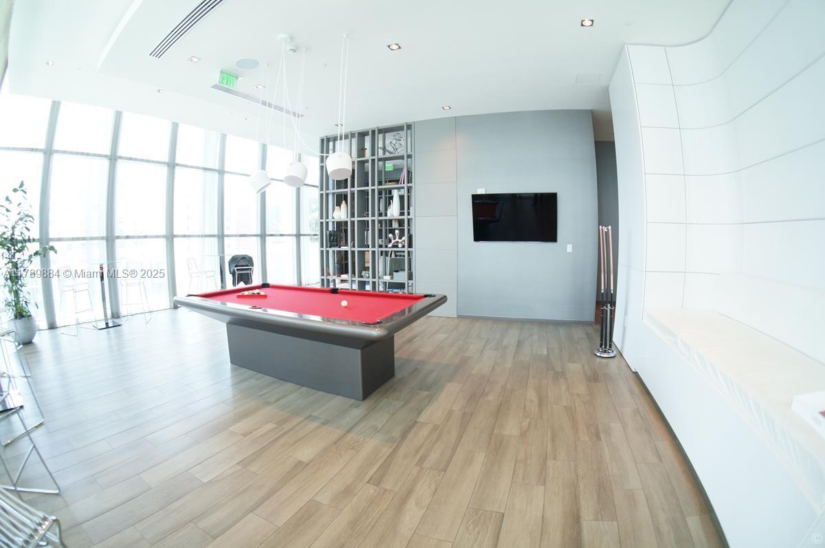 1100 S Miami Ave Unit: 1405