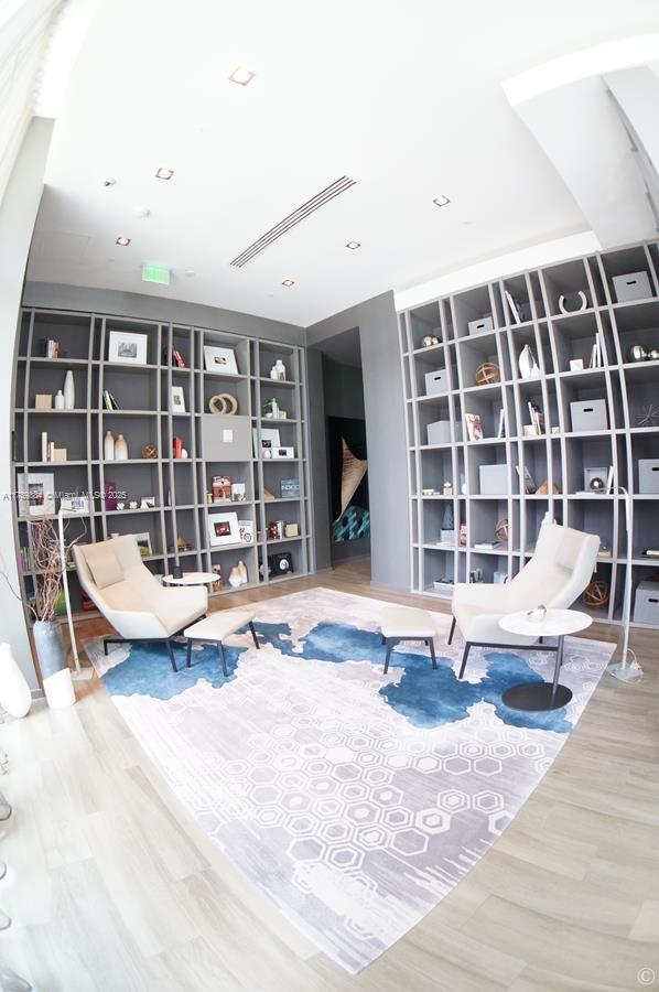 1100 S Miami Ave Unit: 1405