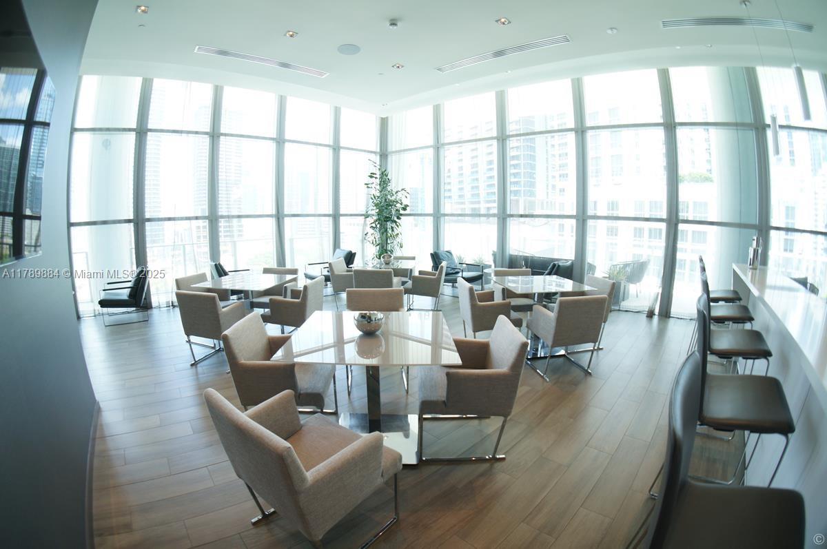 1100 S Miami Ave Unit: 1405