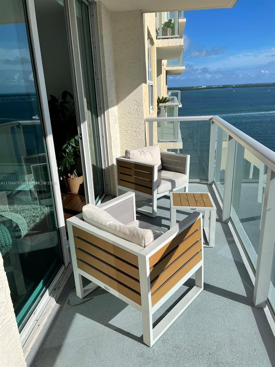 1155 Brickell Bay Dr # 1707