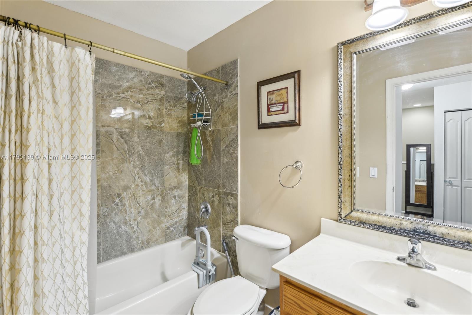 21421 NW 13th ct APT 211