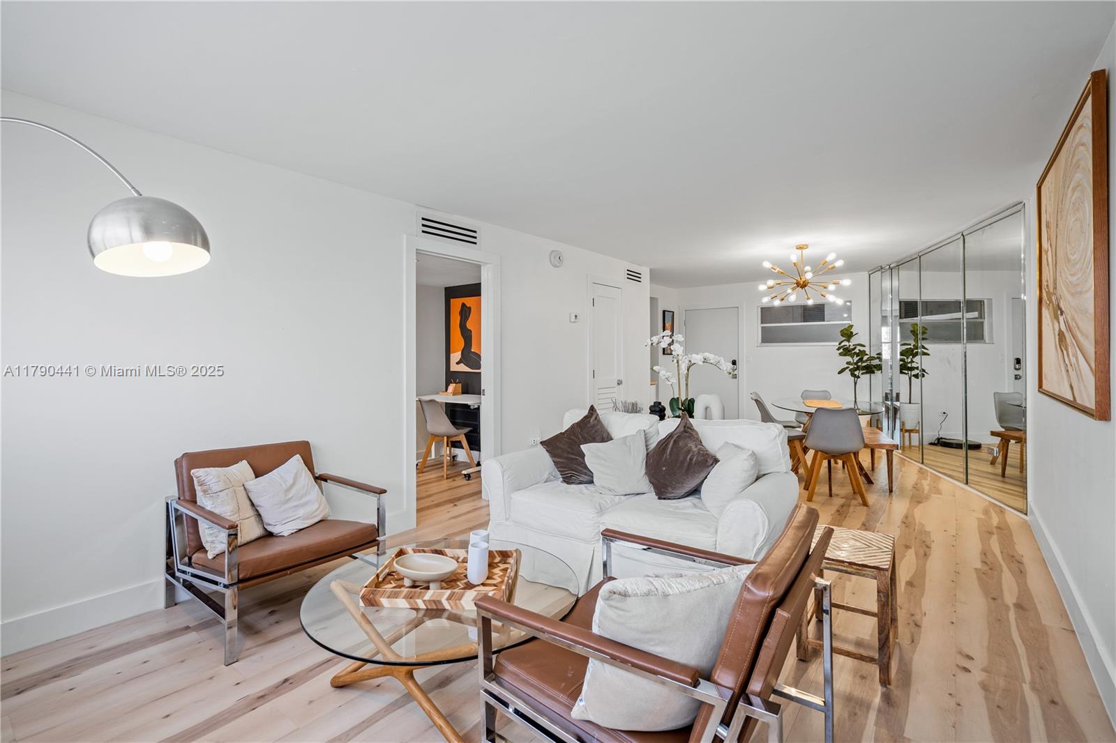 1881 Washington Ave # 6D