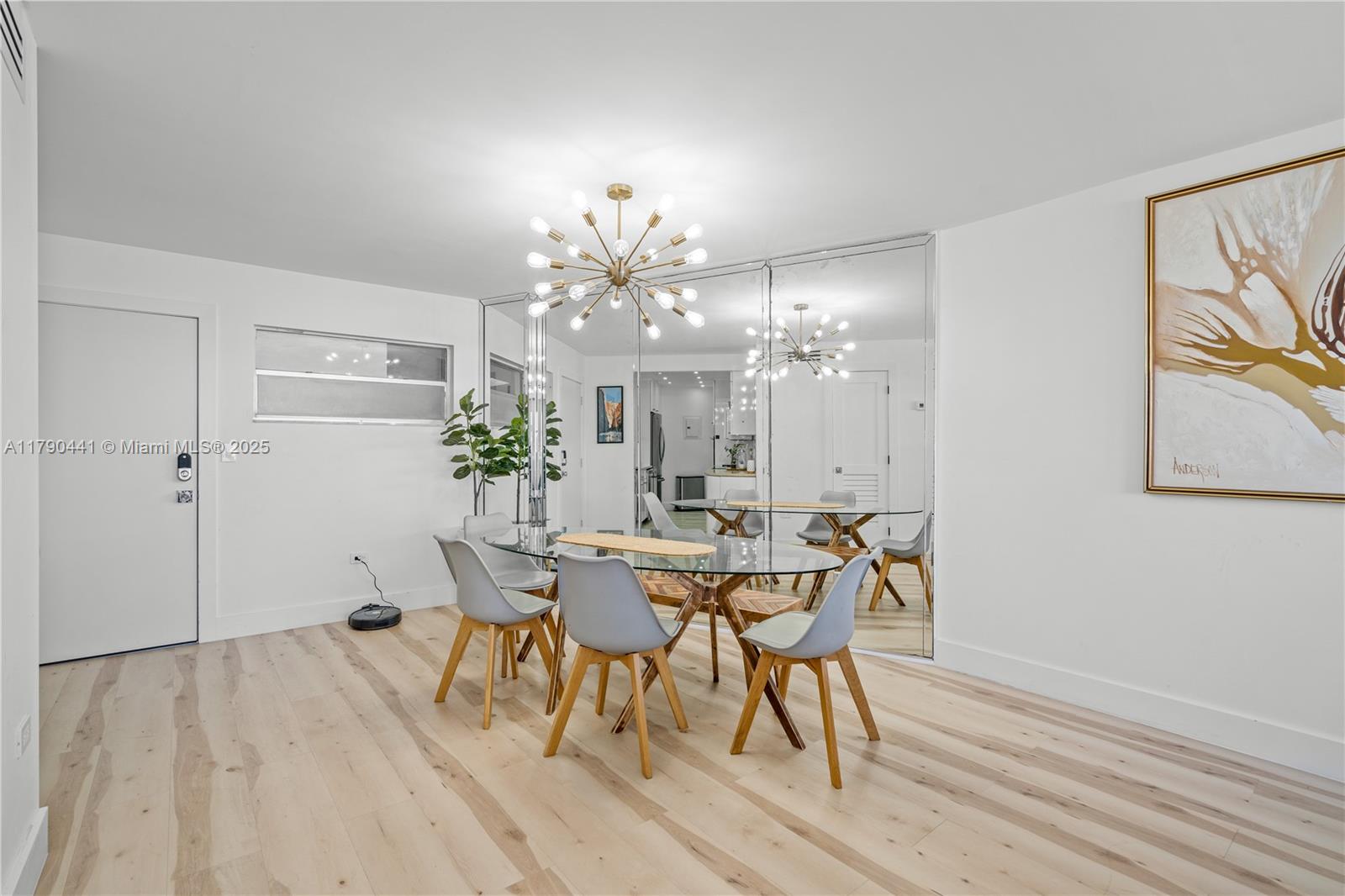 1881 Washington Ave # 6D
