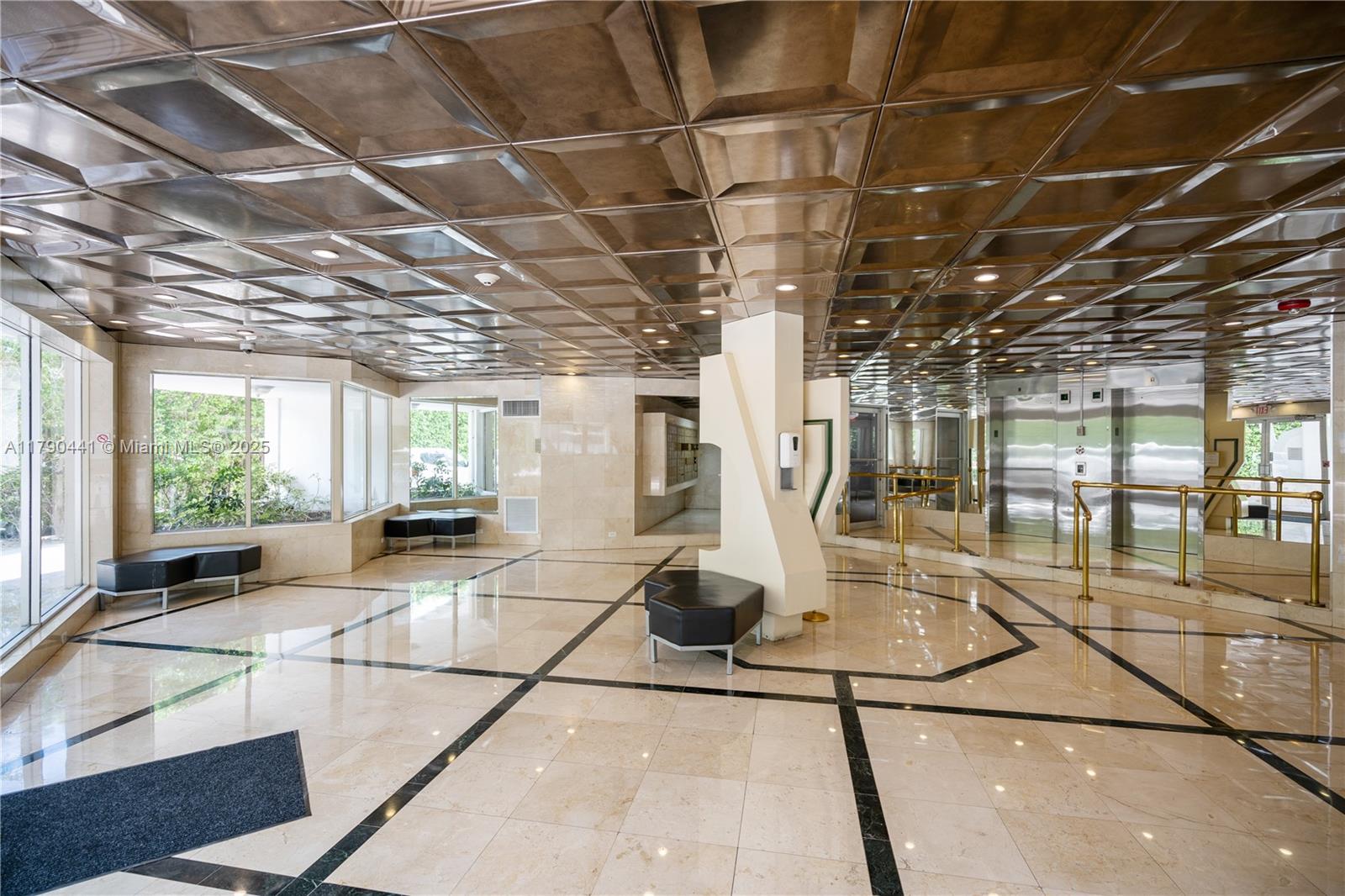 1881 Washington Ave # 6D