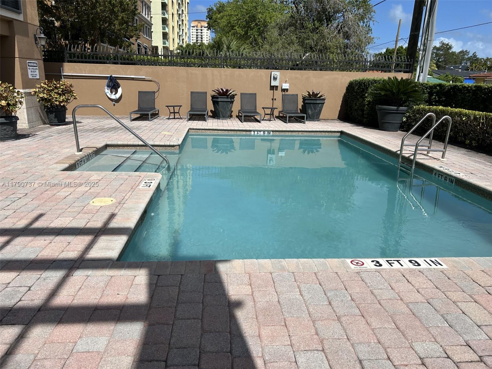 3590 Coral Way # 505