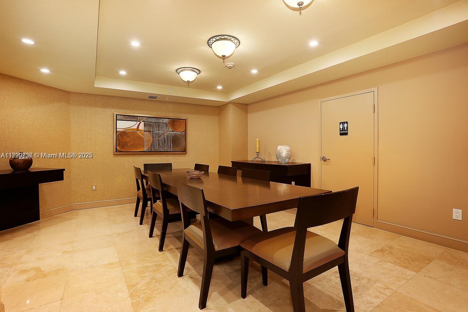 3590 Coral Way # 505