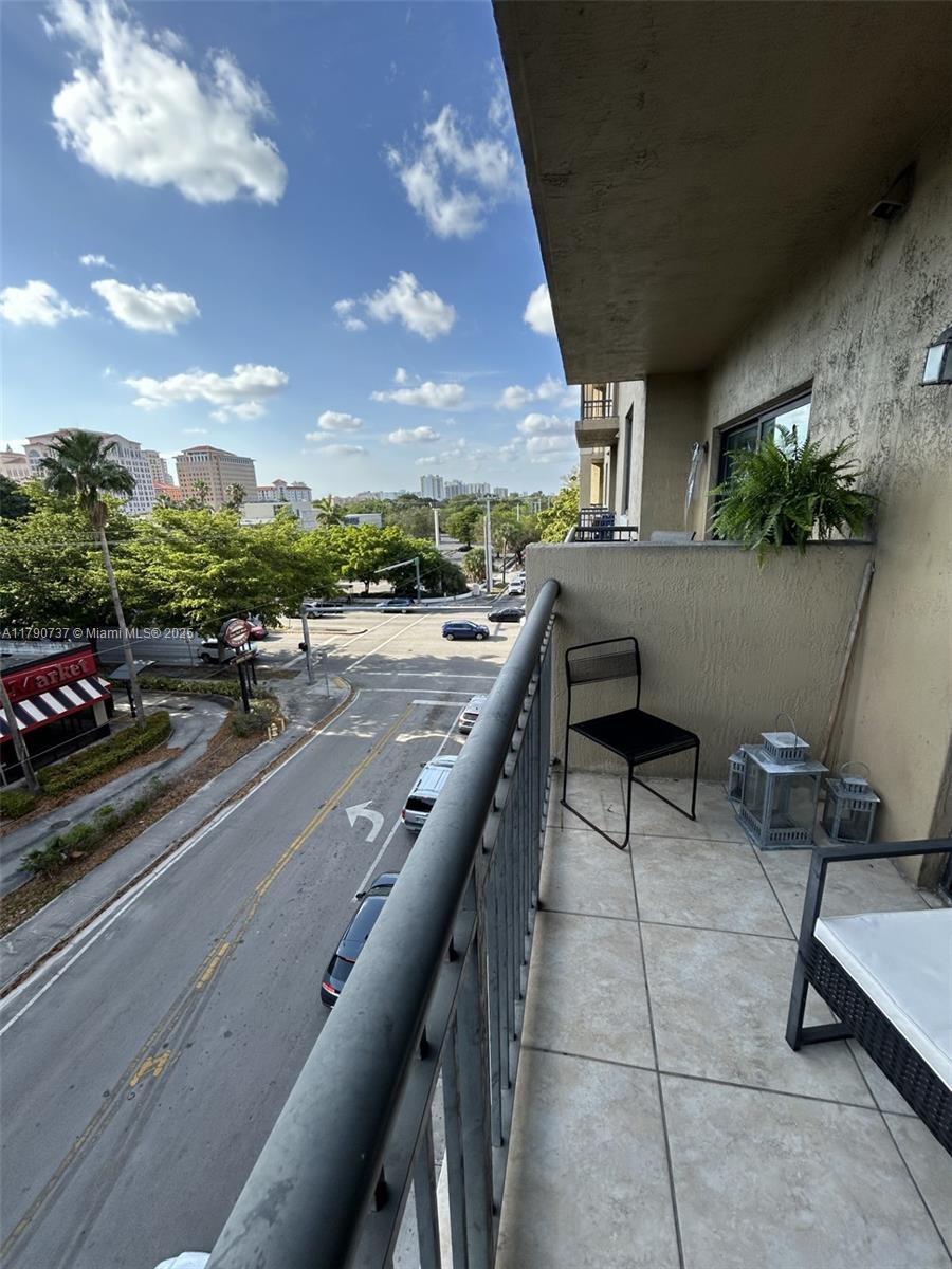 3590 Coral Way # 505