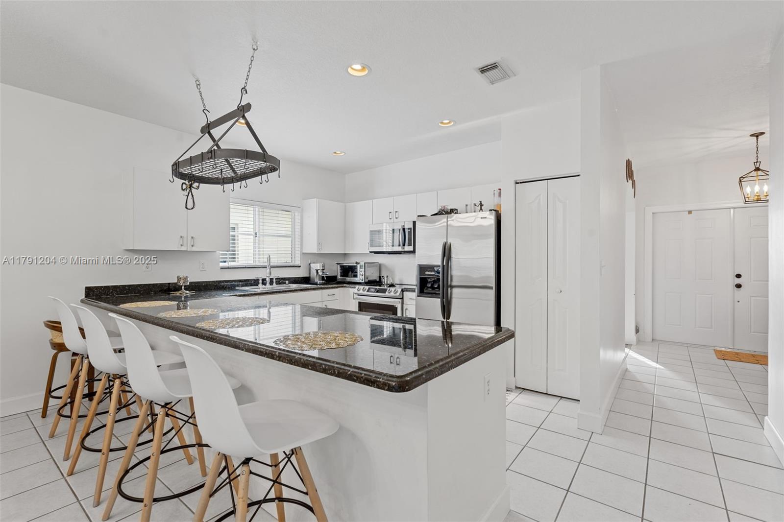 2609 NE 42nd Ave # 2609