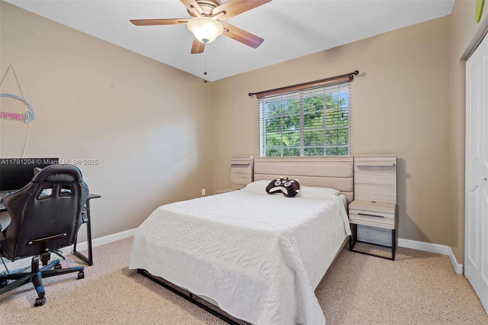 2609 NE 42nd Ave # 2609