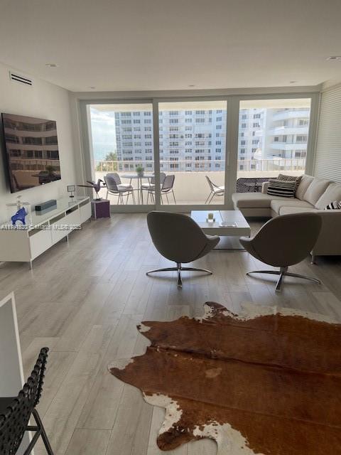 177 Ocean Lane Dr # 909