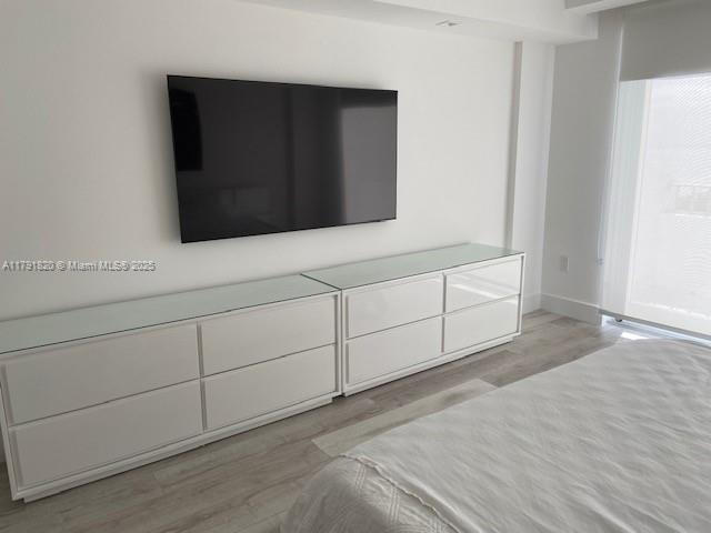 177 Ocean Lane Dr # 909