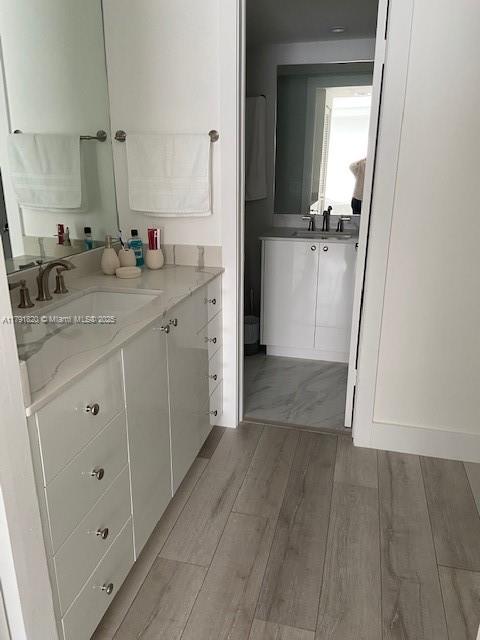177 Ocean Lane Dr # 909