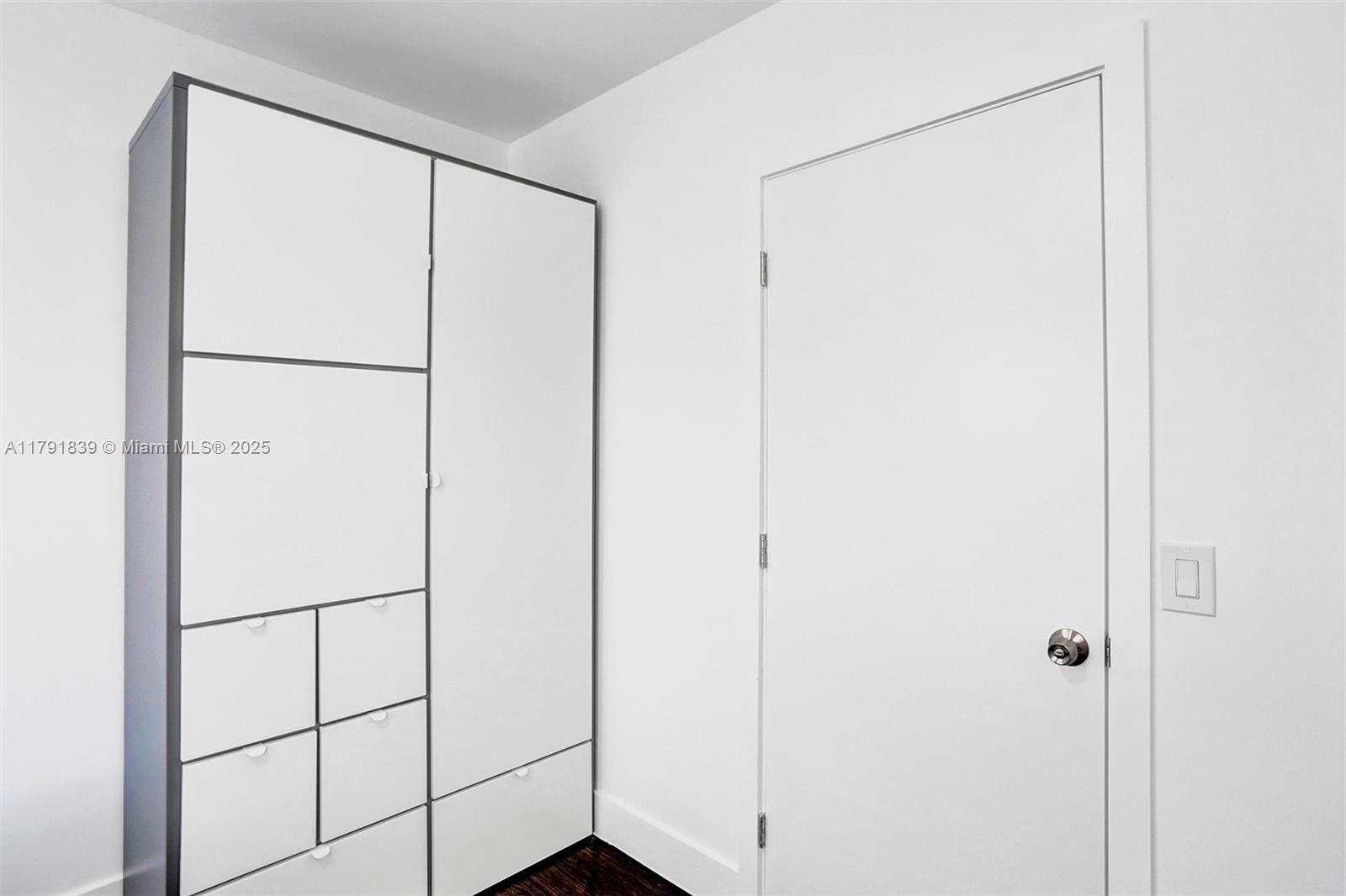 1656 Polk St # 1