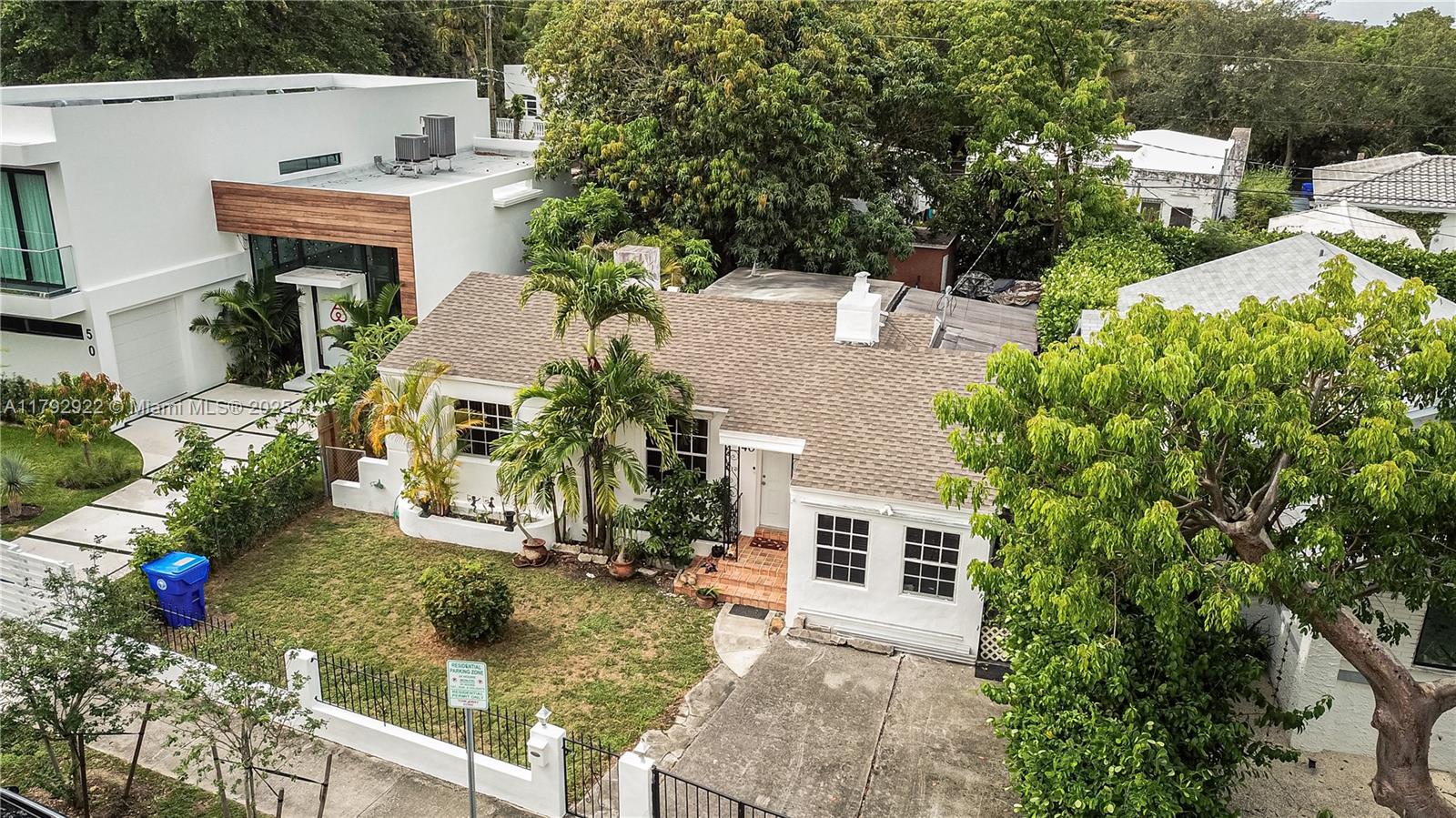 40 NE 49th St