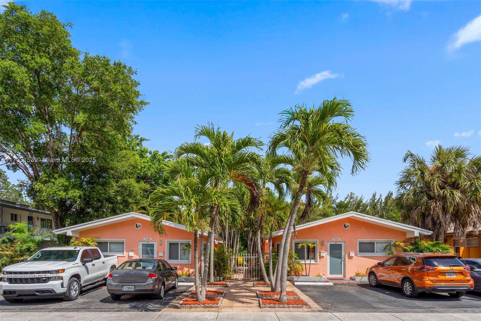 13185 Emerald Dr