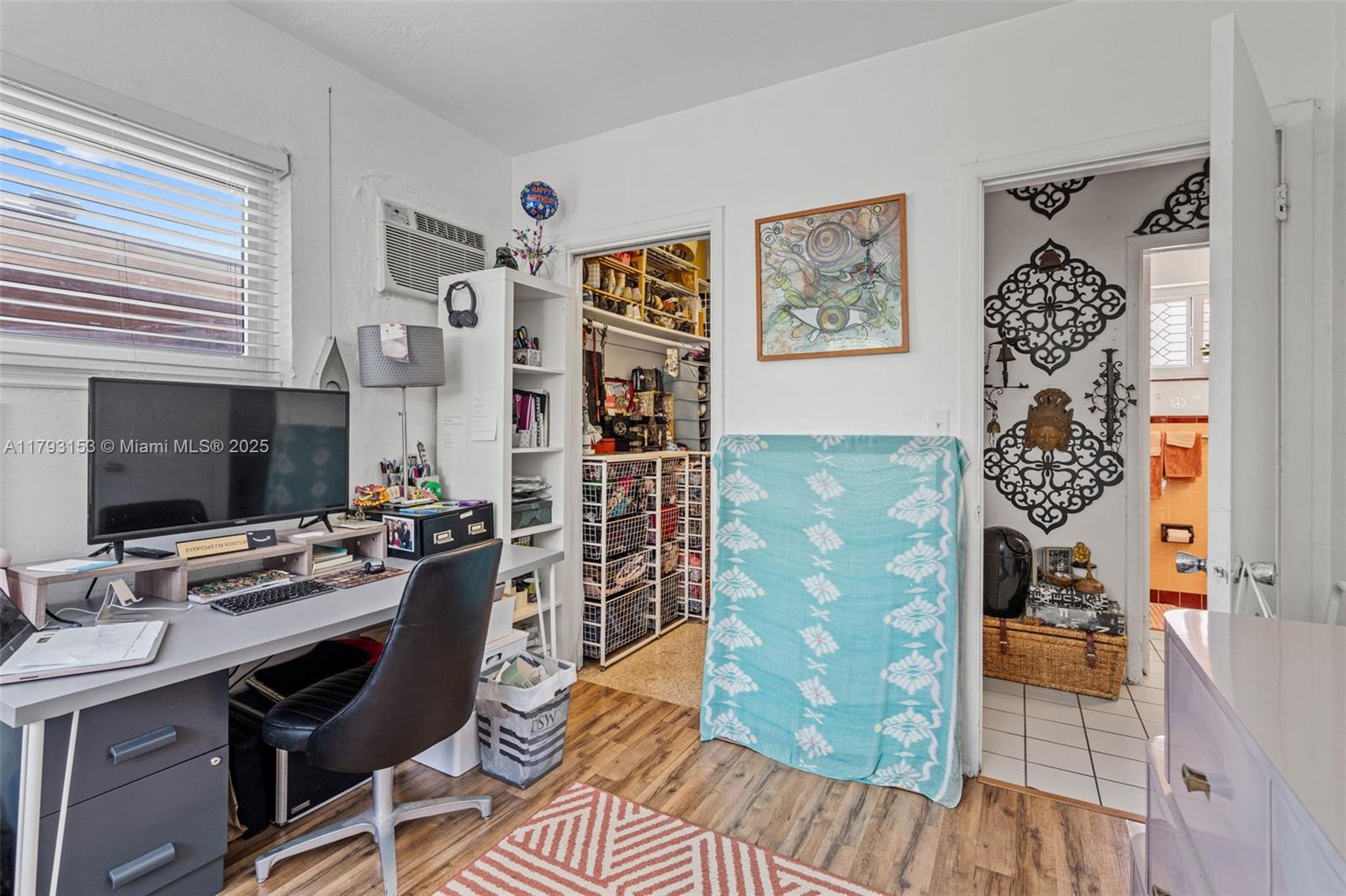 13185 Emerald Dr