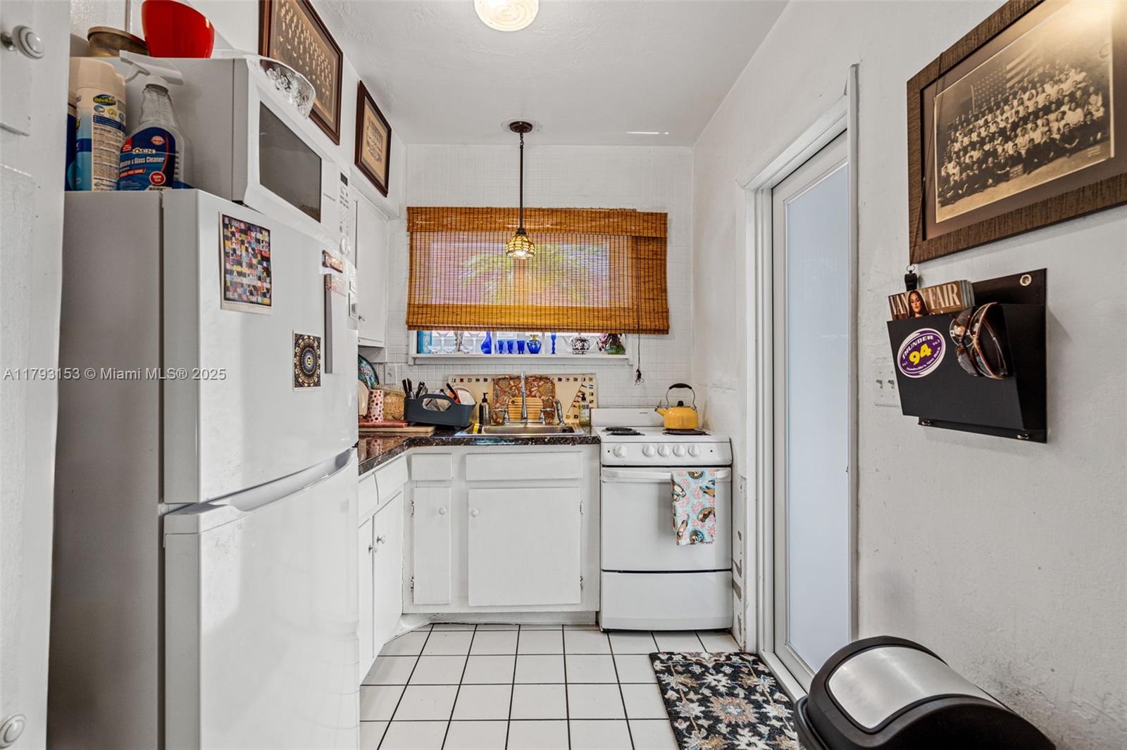 13185 Emerald Dr