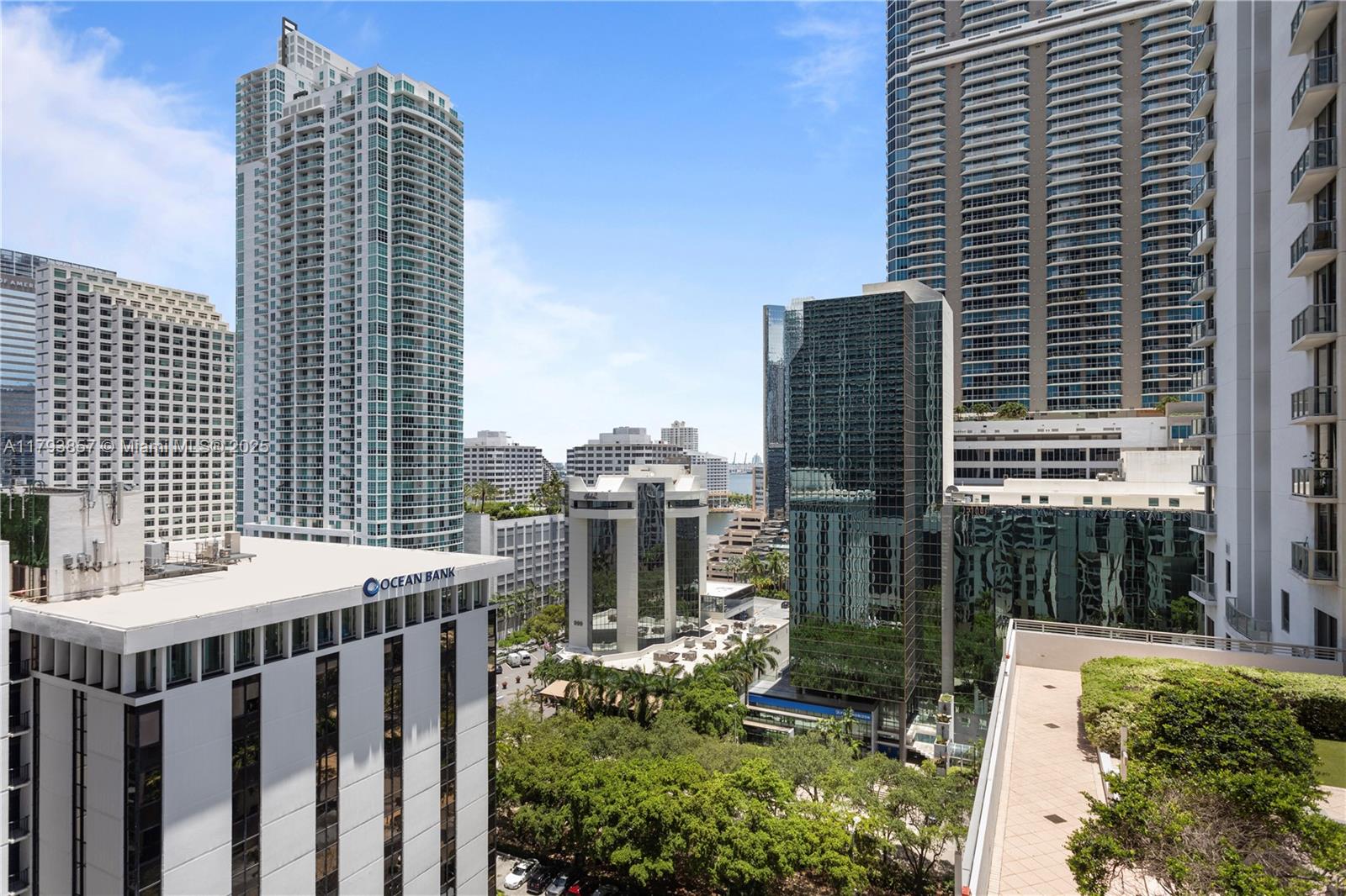 1050 Brickell Ave # 1506