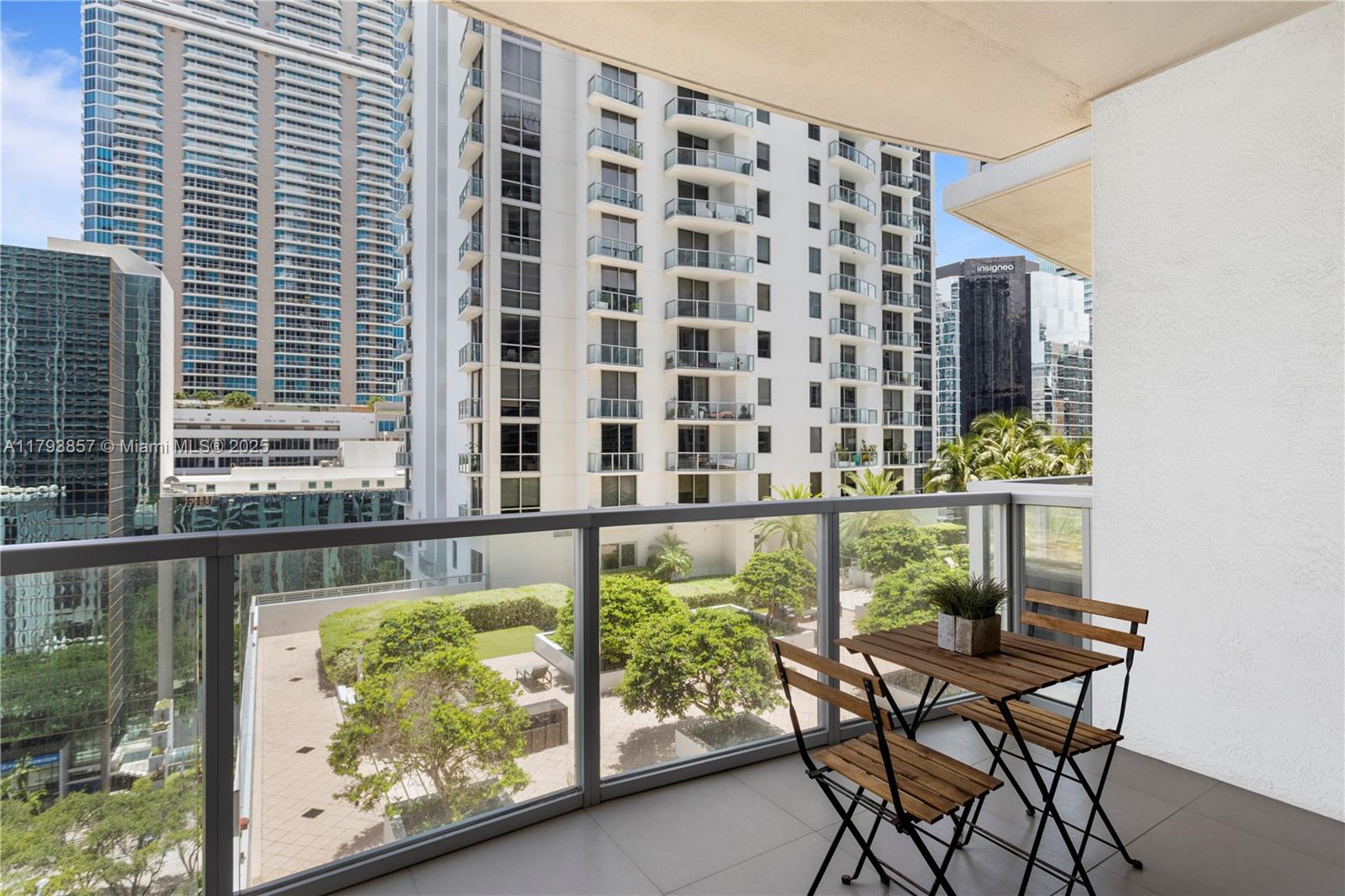 1050 Brickell Ave # 1506
