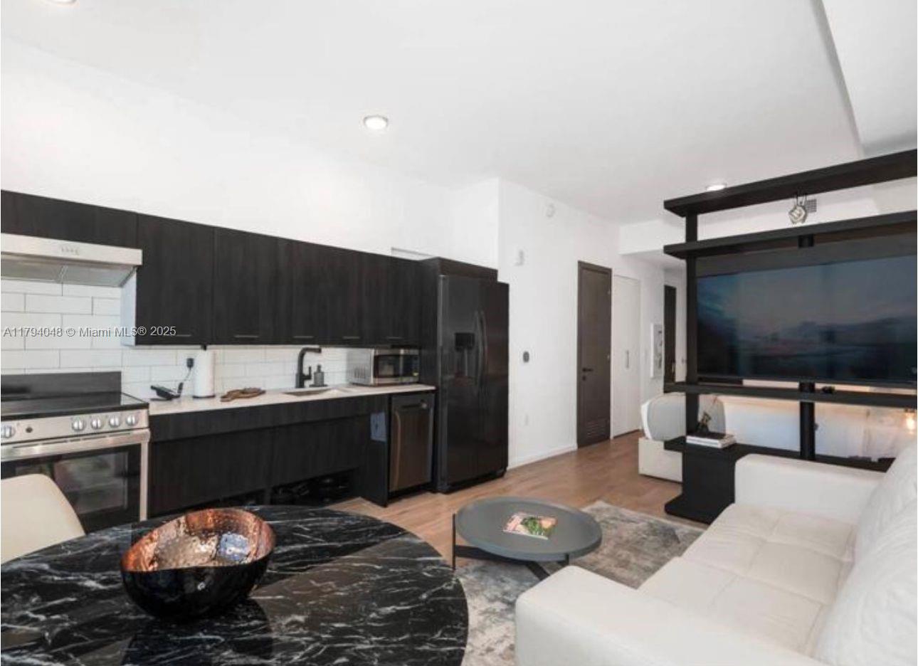 398 NE 5th St # 4602