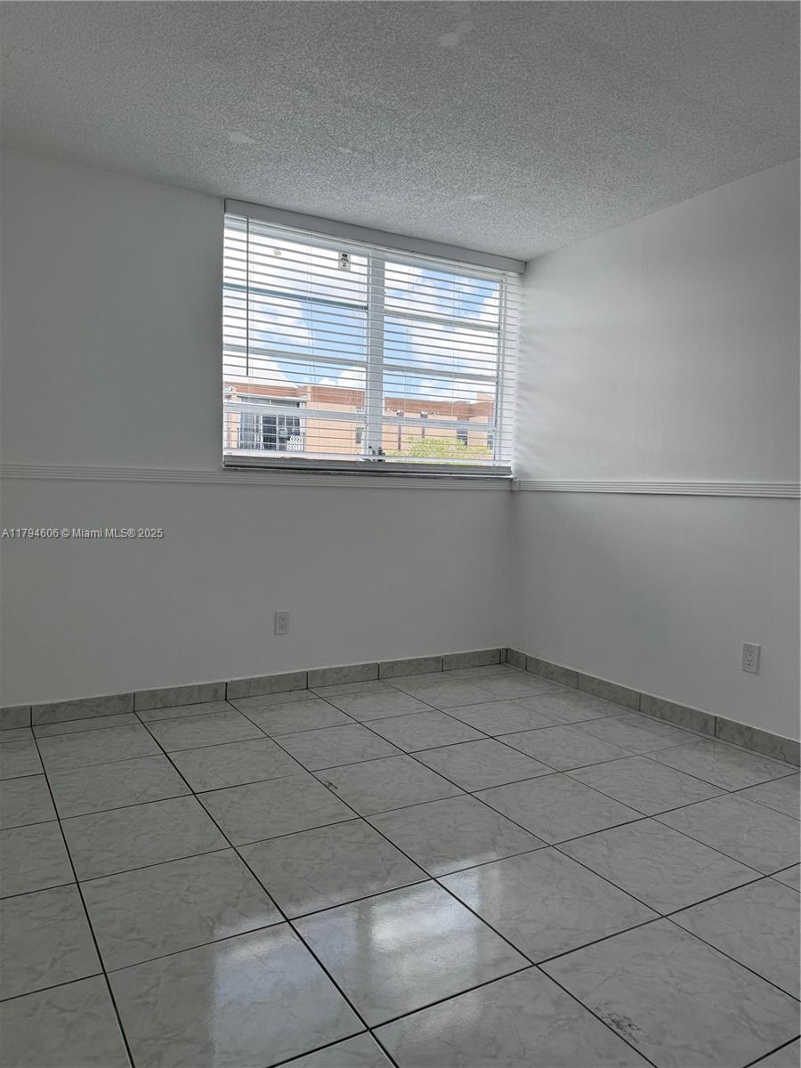 8897 Fontainebleau Blvd # 311