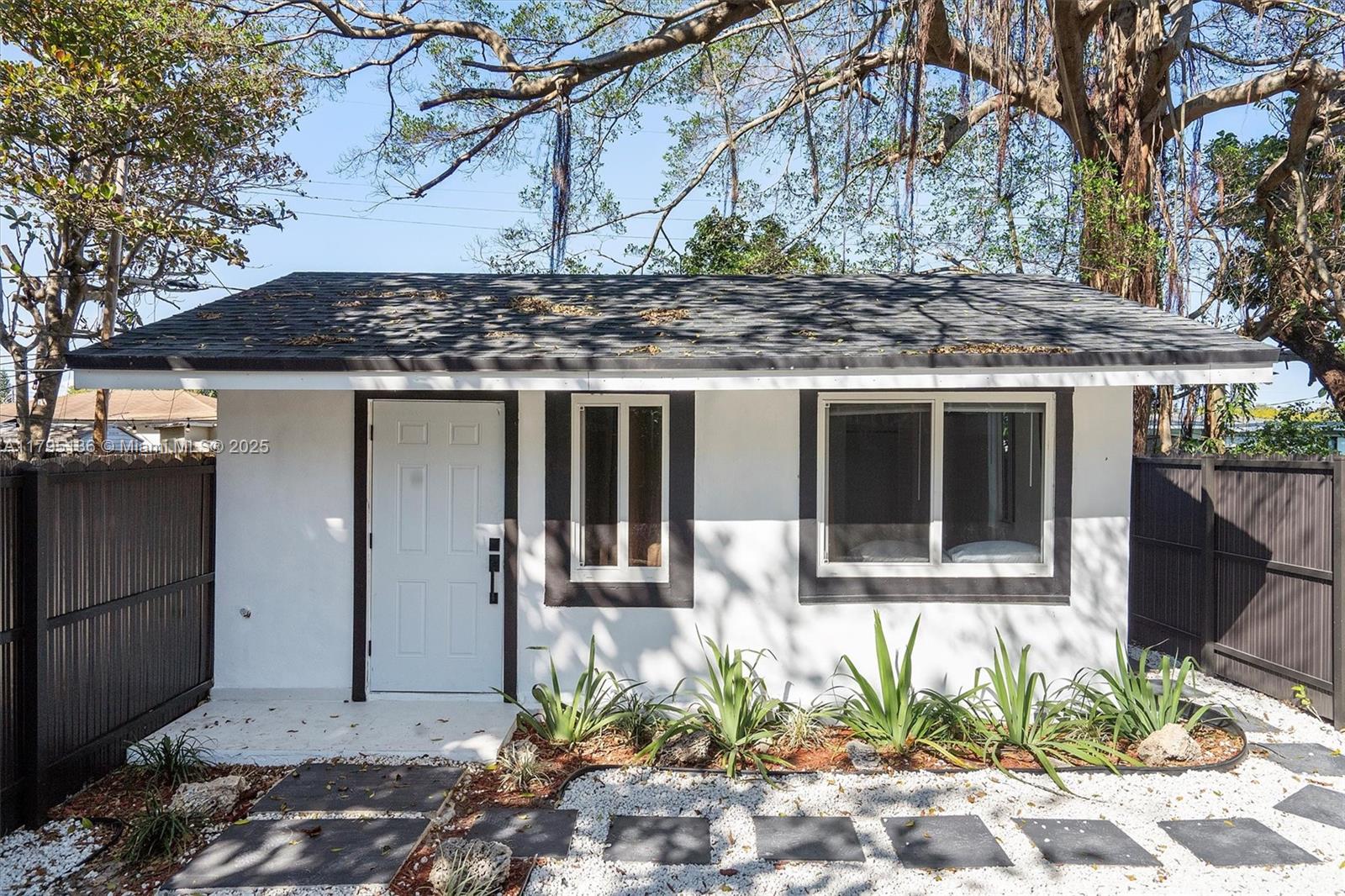 1045 NW 55th Terrace