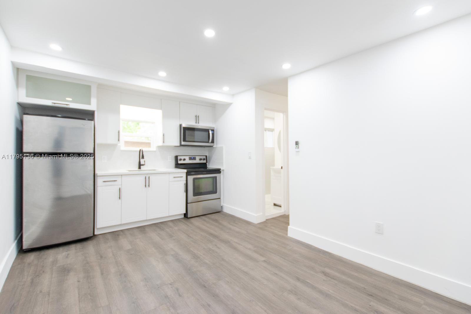 1045 NW 55th Terrace