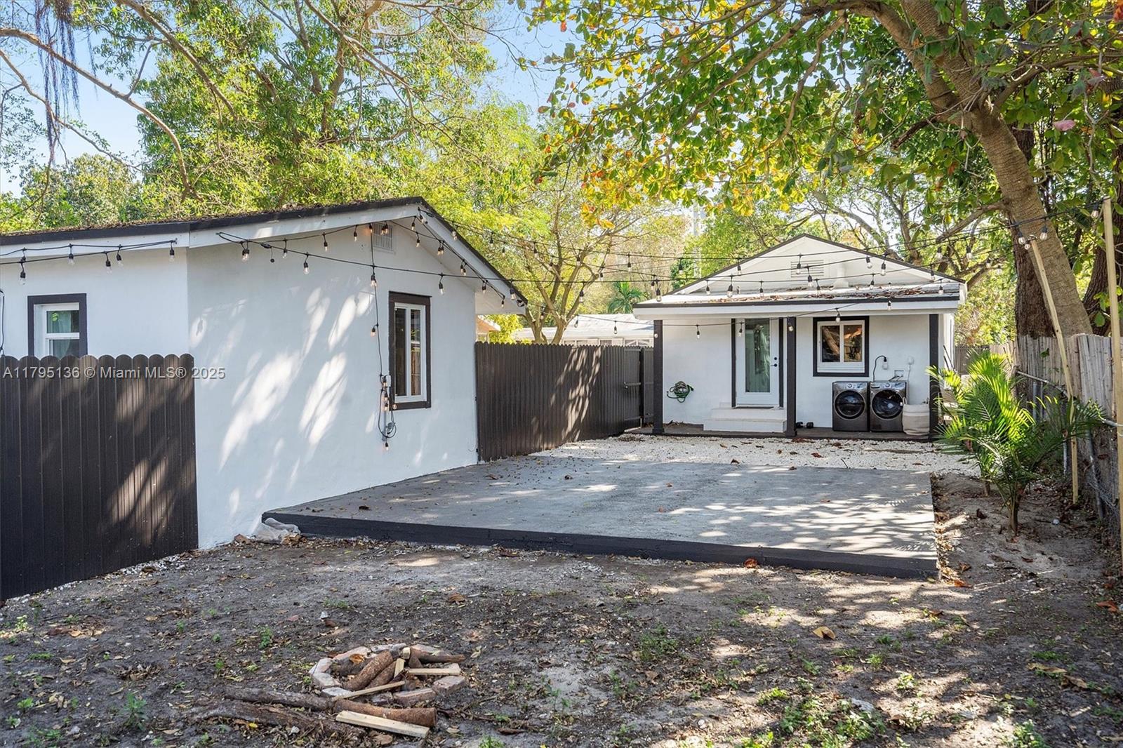 1045 NW 55th Terrace